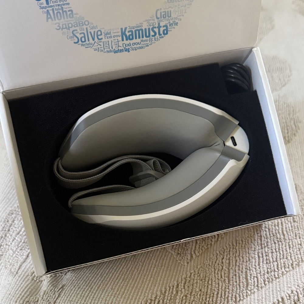 Smart Eye Massager - white and grey New in box - Picture 8 of 8